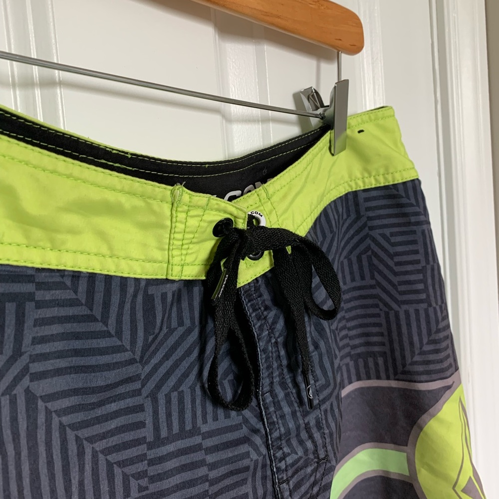 Swim trunks - Picture 3 of 6